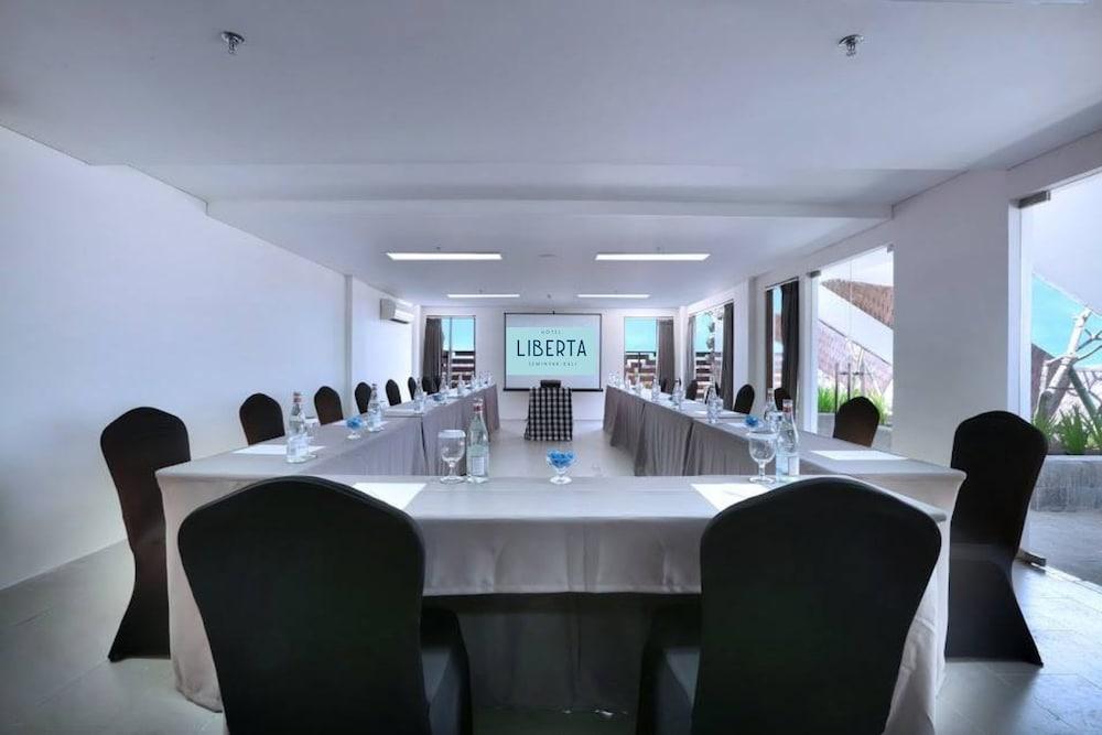Liberta Seminyak Hotel Εξωτερικό φωτογραφία